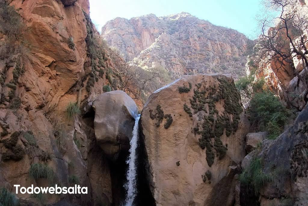 Chorro de agua Cafayate